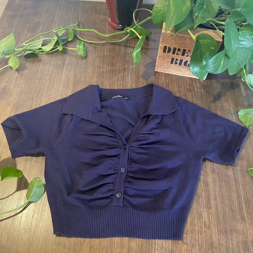 Navy blue cropped blouse